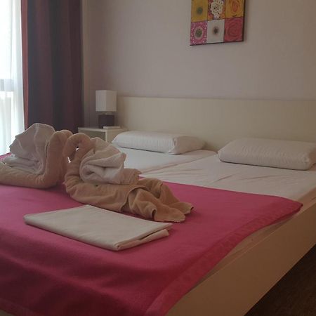 Guest House Zeba & Riviera Šilo Dış mekan fotoğraf