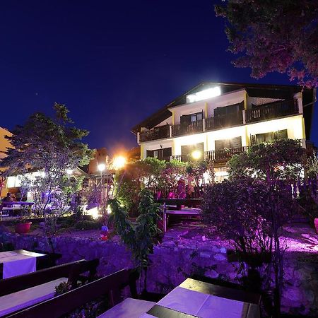 Guest House Zeba & Riviera Šilo Dış mekan fotoğraf