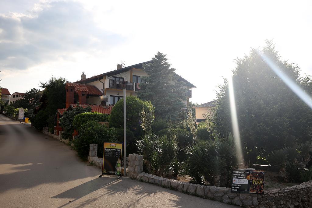 Guest House Zeba & Riviera Šilo Dış mekan fotoğraf