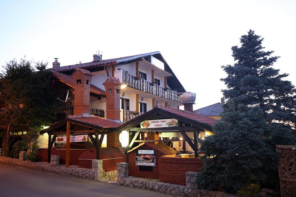Guest House Zeba & Riviera Šilo Dış mekan fotoğraf