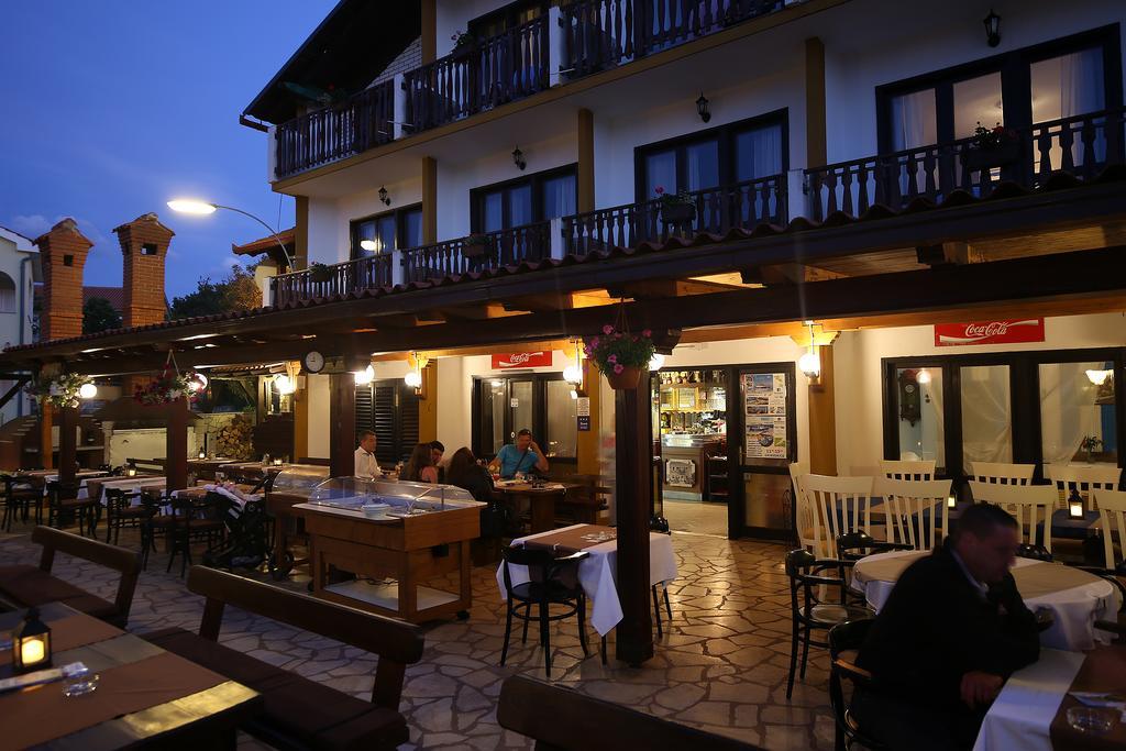Guest House Zeba & Riviera Šilo Dış mekan fotoğraf
