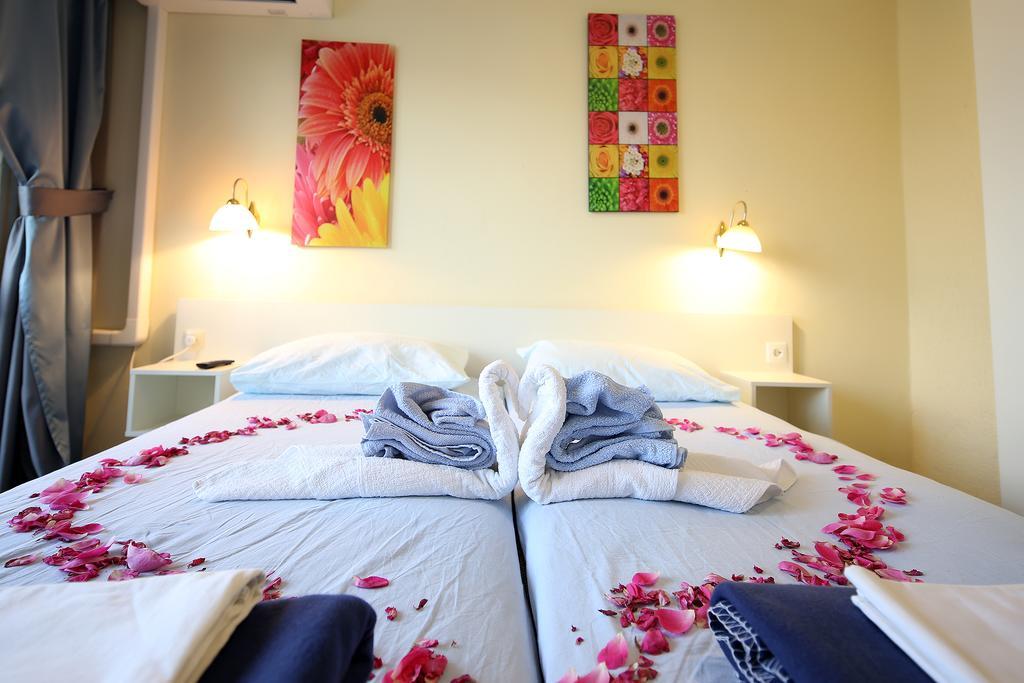 Guest House Zeba & Riviera Šilo Dış mekan fotoğraf