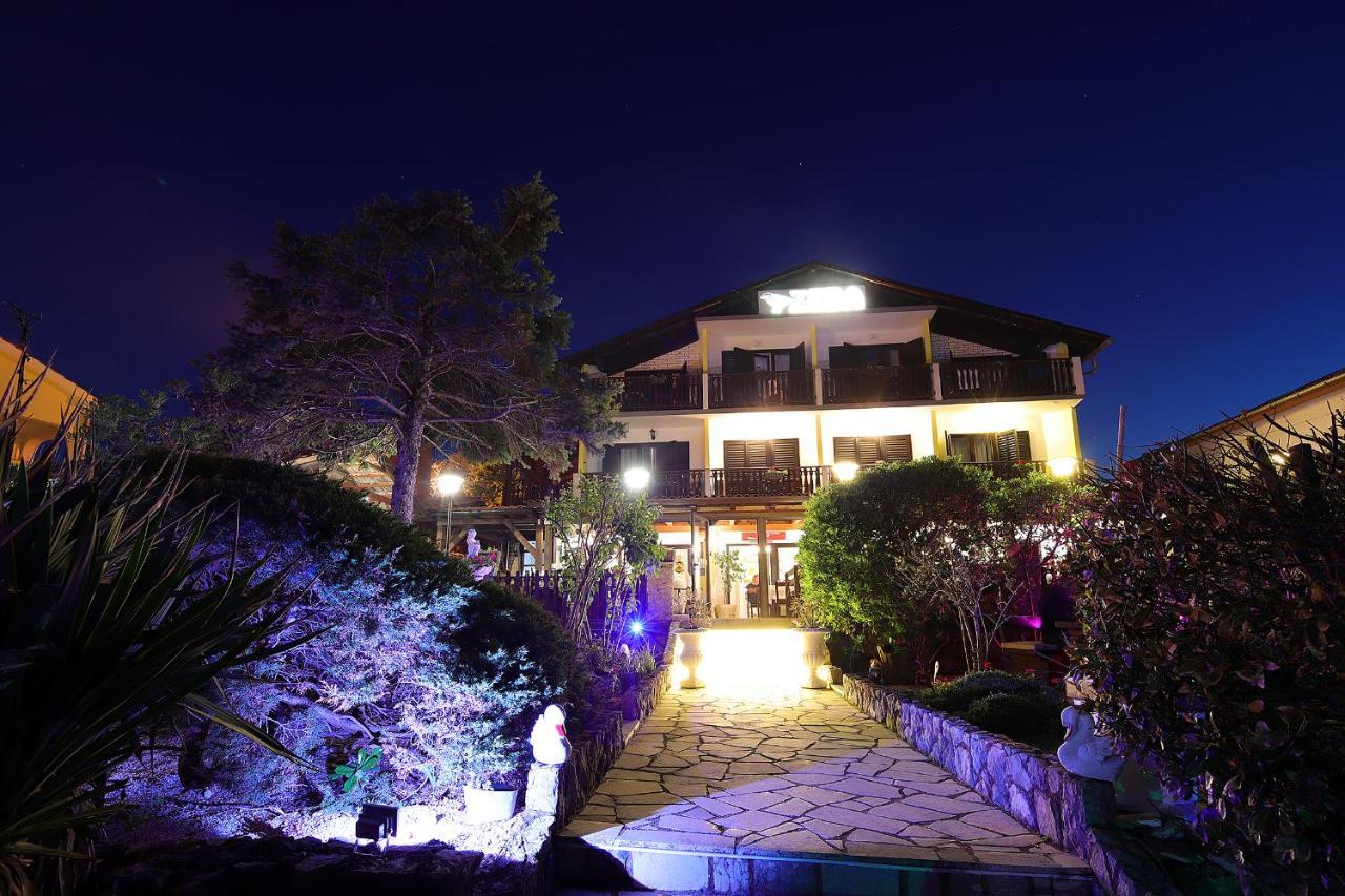 Guest House Zeba & Riviera Šilo Dış mekan fotoğraf